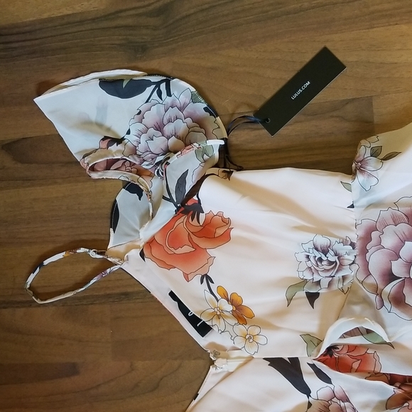 LuLus De Fleur Blush Floral Pink Ruffled Shoulder Maxi Dress NWT, Size Medium - Picture 6 of 15